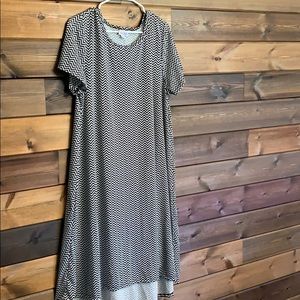 2XL LuLaRoe Carly